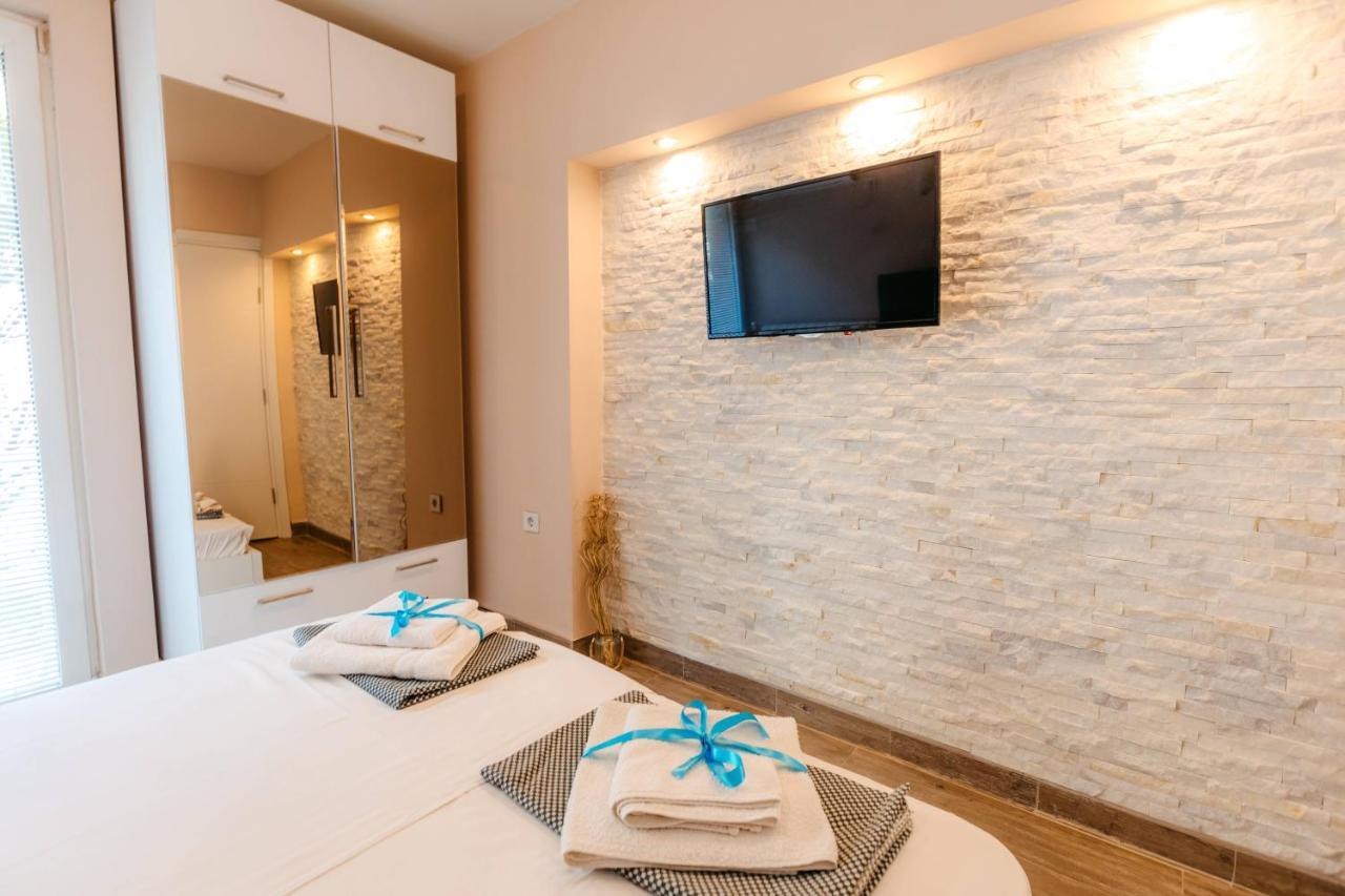 Turist Apartment Nis Bagian luar foto